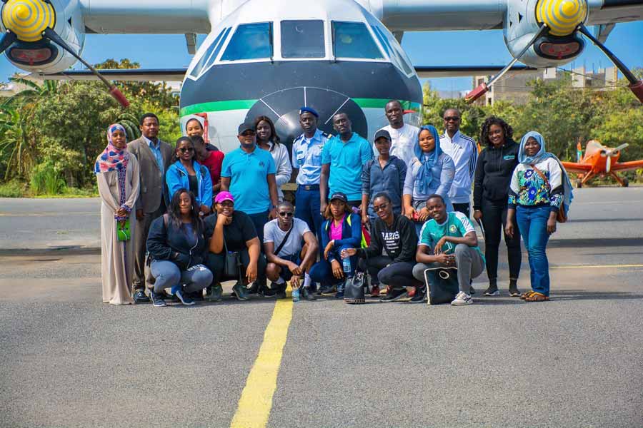 Visite pédagogique à la base aérienne militaire de Ouakam