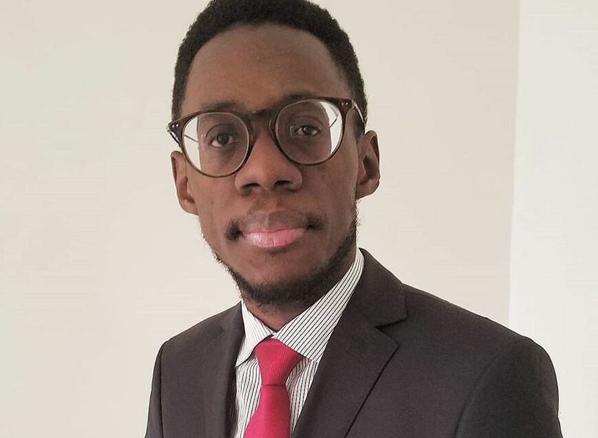 ISM Dakar - Galien Mananga, un juriste passionné d'écriture ! ISM Dakar - Galien Mananga, un juriste passionné d'écriture !